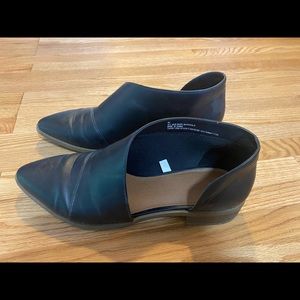 Size 9.5, black, Universal Thread brand, worn twice!